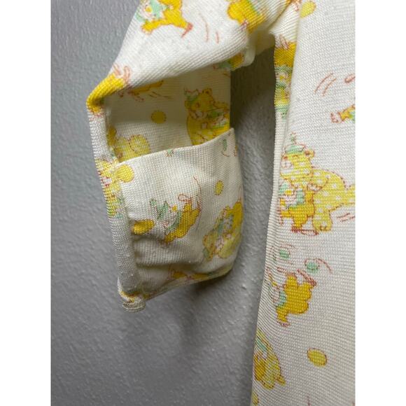 Vintage 1970s Carter's Newborn Layette White and Yellow Bear and Clown Pattern - Picture 5 of 8